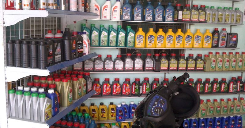 Các loại dầu nhớt xe máy và cách phân loại theo chuẩn kỹ thuật SAE API JASO